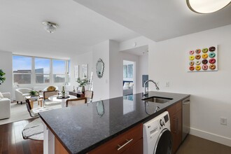 88 Morgan St in Jersey City, NJ - Building Photo - Building Photo