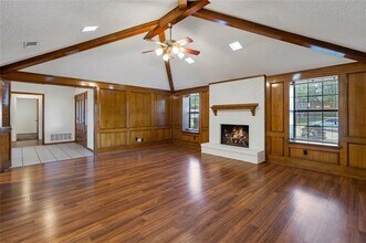 613 Hidden Brooke Dr in Desoto, TX - Building Photo - Building Photo