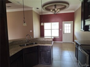 2212 N Ruby St in Edinburg, TX - Building Photo - Building Photo