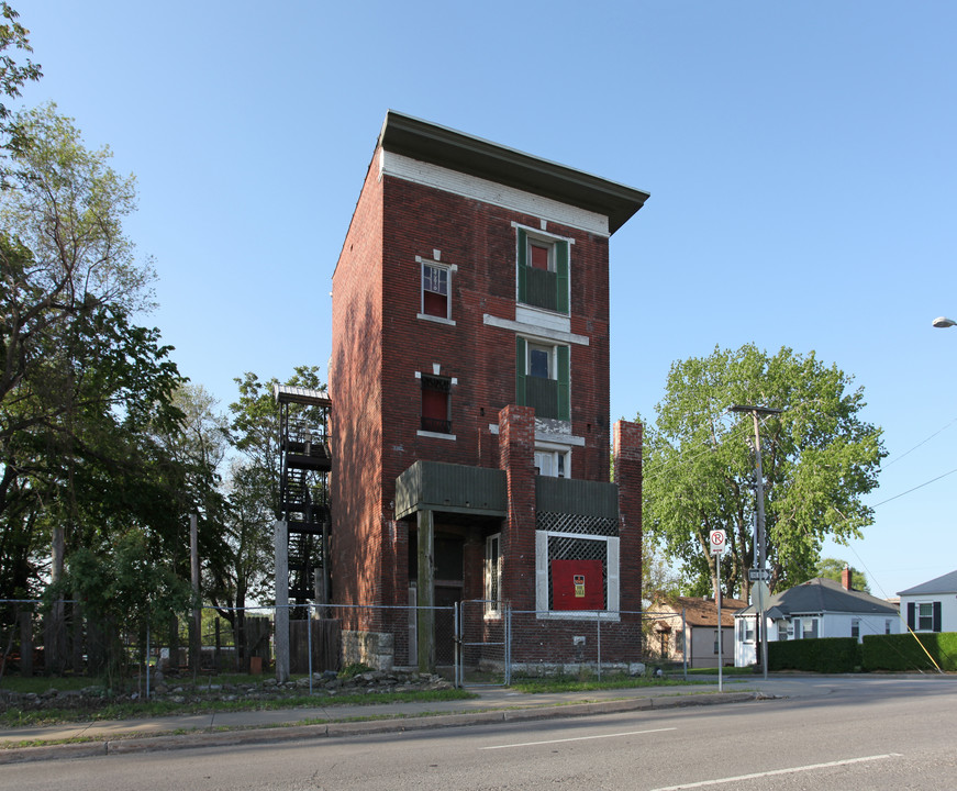 1401 E 11th St in Kansas City, MO - Foto de edificio