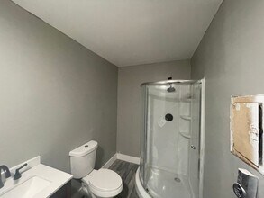 1005 W Mauney Ave in Gastonia, NC - Building Photo - Building Photo