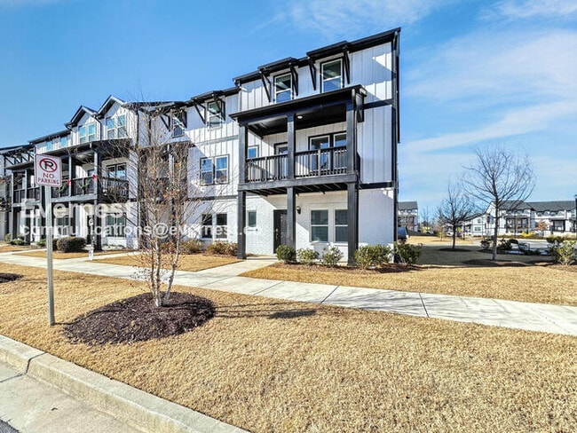 property at 835 Altamaha Trl