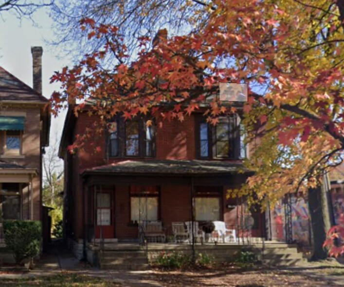 1282 1/2 Highland St in Columbus, OH - Foto de edificio
