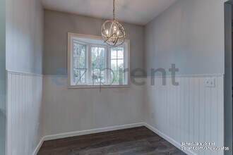 5806 NE 60th Ave in Portland, OR - Building Photo - Building Photo