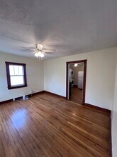 5202 Dakota Ave in Nashville, TN - Foto de edificio - Building Photo