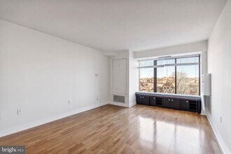 2001 Hamilton St in Philadelphia, PA - Building Photo - Building Photo