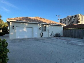 1299 Morse Blvd in West Palm Beach, FL - Building Photo - Building Photo