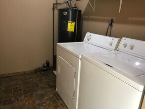 718-720 6th St NE in Watertown, SD - Building Photo - Building Photo