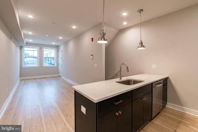 1020 S 53rd St in Philadelphia, PA - Building Photo - Building Photo