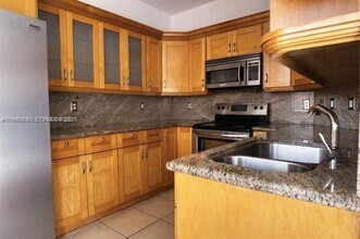 12193 SW 124th Ct in Miami, FL - Building Photo - Building Photo