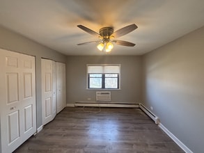 21907 Jeffrey Ave in Sauk Village, IL - Building Photo - Building Photo