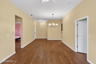 319 Golden Lake Loop in St. Augustine, FL - Building Photo - Building Photo