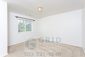 5023 SE 62nd Ave in Portland, OR - Building Photo - Building Photo