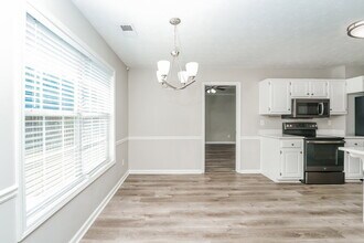 1530 Range Heights Terrace in Loganville, GA - Building Photo - Building Photo