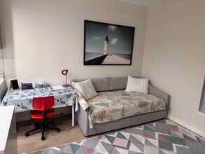 2108 Gilmore Av in Burnaby, BC - Building Photo - Building Photo