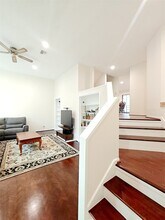 3516 Bellaire Blvd in Houston, TX - Building Photo - Building Photo