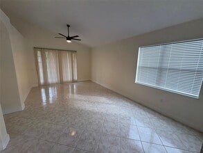 1456 Sun Meadow Dr in Orlando, FL - Building Photo - Building Photo