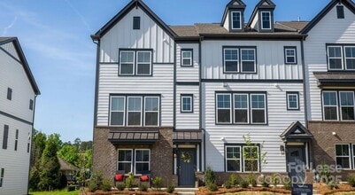 177 Reids Cv Dr, Unit 2ndfloor in Mooresville, NC - Building Photo - Building Photo
