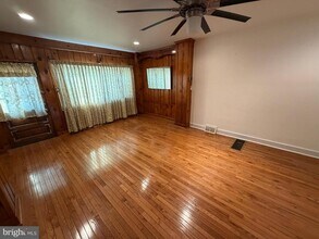 1535 Willow St in Norristown, PA - Building Photo - Building Photo