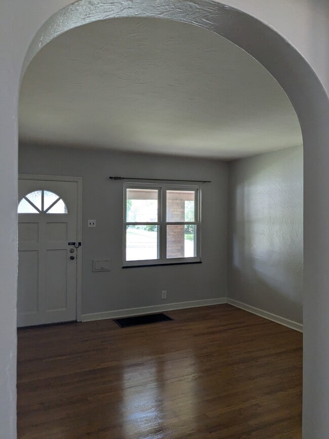 1422 Shroyer Rd in Dayton, OH - Building Photo - Building Photo