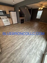 235 SE Florence Ave in Lee's Summit, MO - Building Photo - Building Photo