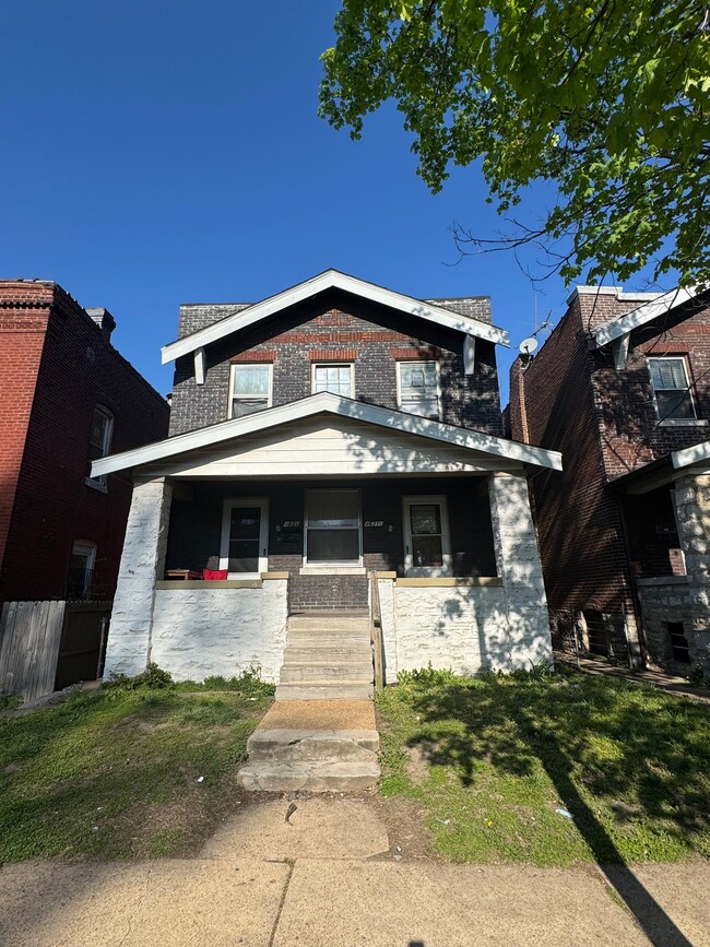 4631 Minnesota Ave, Unit 2nd floor