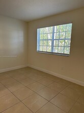 131 SW 117th Ave in Pembroke Pines, FL - Building Photo - Building Photo