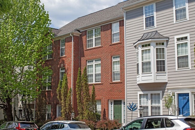 property at 923 Bing Ln