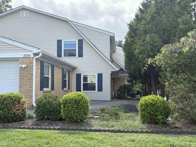 property at 3106 S Carnaby St