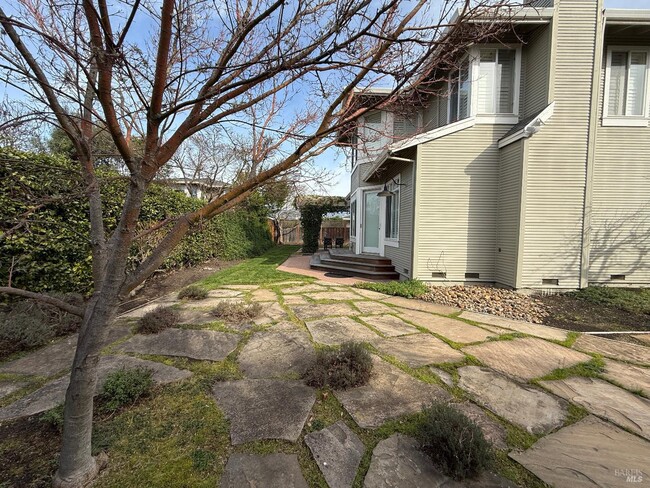 property at 1876 Heritage Way