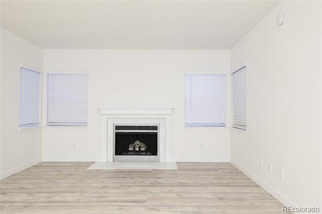 8741 Dawson St in Thornton, CO - Foto de edificio - Building Photo