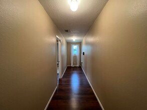 116 Dawn in Horseshoe Bay, TX - Building Photo - Building Photo