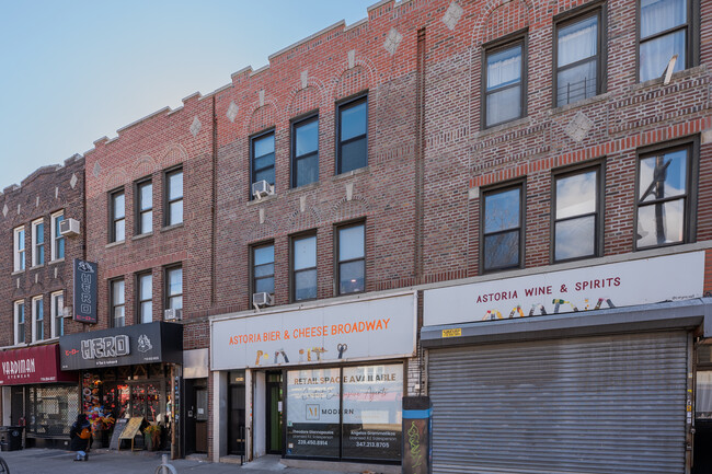 3414 Broadway in Astoria, NY - Foto de edificio - Building Photo