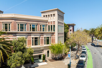 One Embarcadero Sth Concierge in San Francisco, CA - Building Photo - Building Photo