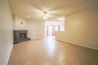 6205 17th St in Lubbock, TX - Building Photo - Building Photo