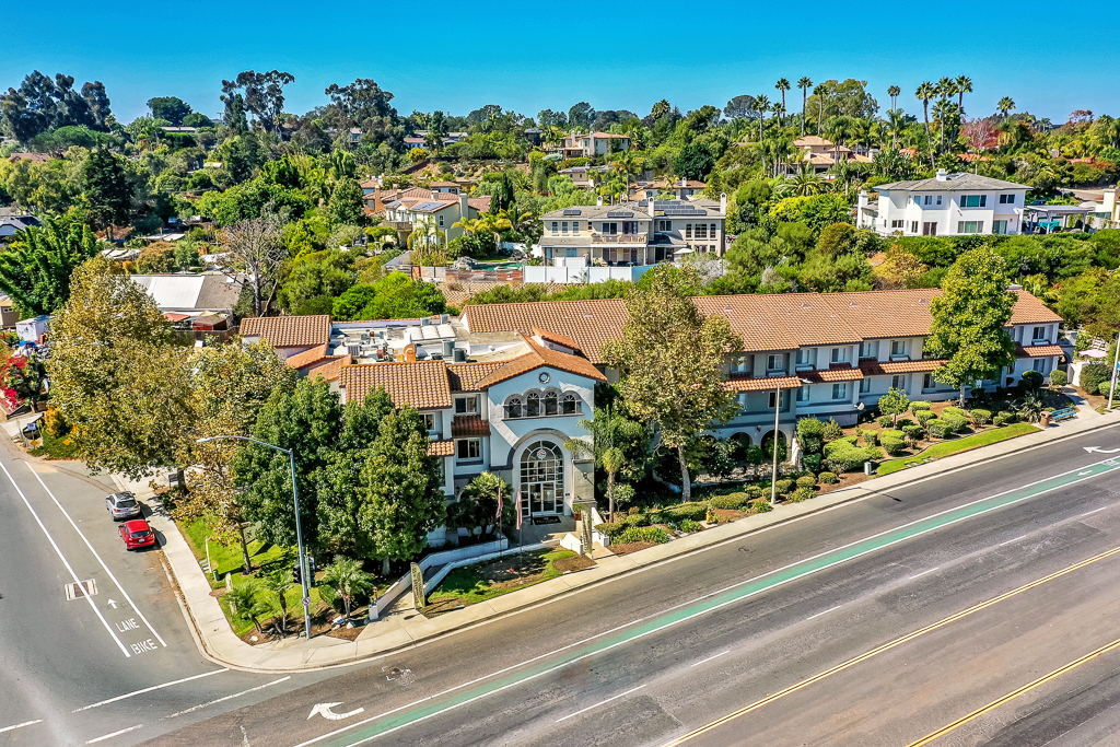 Azure Point at Encinitas in Encinitas, CA - Building Photo