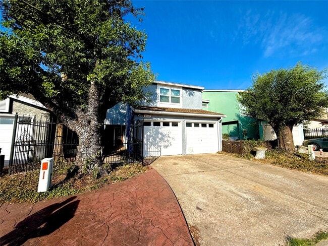 property at 4507 Terrace Manor Dr