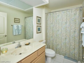 3535 Windjammer Cir-Unit -2003 in Naples, FL - Building Photo - Building Photo