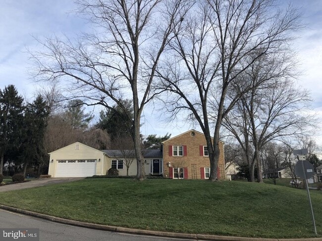 property at 9711 Cinnamon Creek Dr
