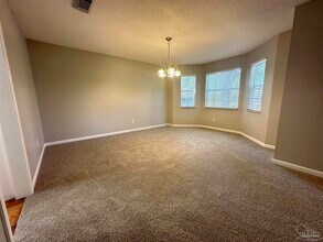 3202 Swan Ln in Pensacola, FL - Building Photo - Building Photo