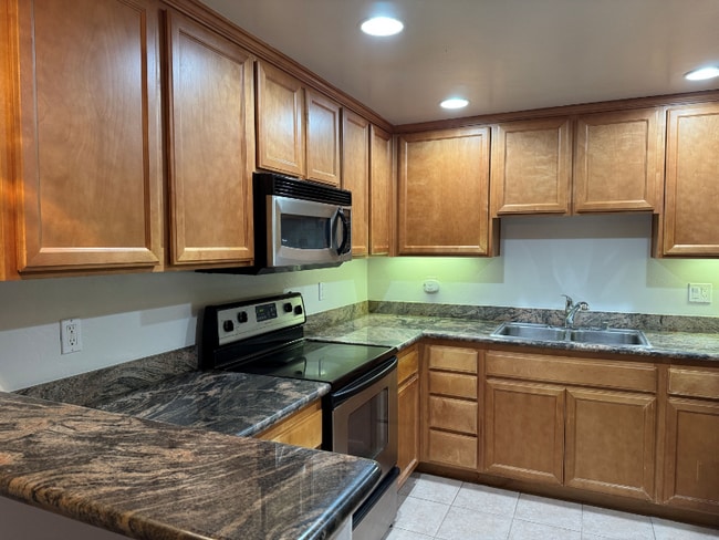 property at 3993 Jewell St