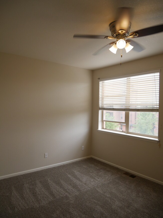 5461 Water Tower Promenade, Unit A in Arvada, CO - Foto de edificio - Building Photo