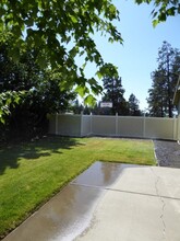 20551 Slalom Way in Bend, OR - Foto de edificio - Building Photo