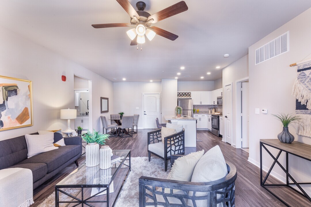 Aventura at Wild Horse Creek in Chesterfield, MO - Foto de edificio