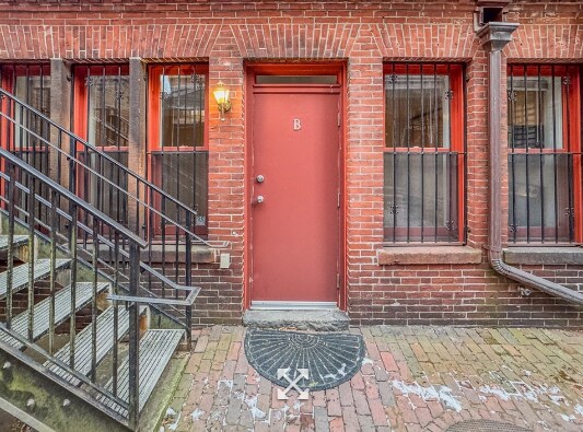 195 Commonwealth Ave, Unit 1