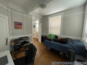 161 Endicott St, Unit 1R in Boston, MA - Building Photo - Building Photo