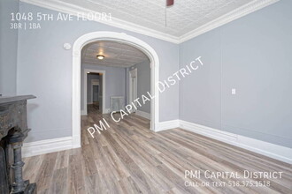 1048 5th Ave in Troy, NY - Building Photo - Building Photo