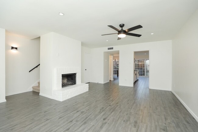 property at 5800 Lumberdale Rd