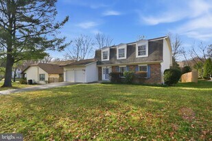 9713 Waterline Dr in Burke, VA - Building Photo