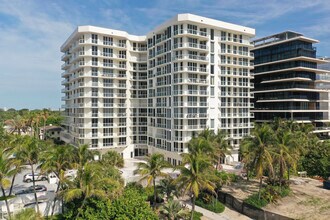 Mirage in Surfside, FL - Building Photo - Building Photo